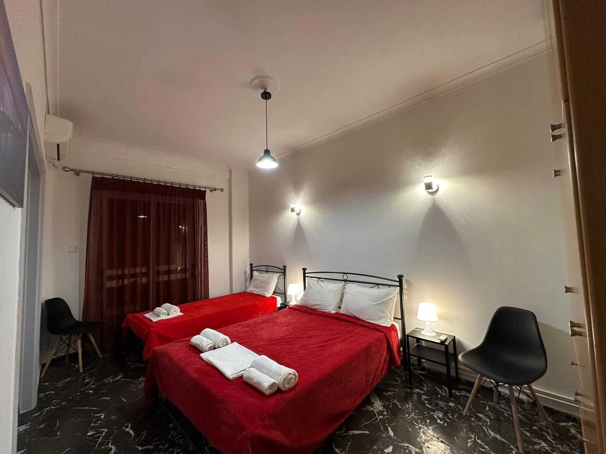 Modern & Minimal Athens Apartment ภายนอก รูปภาพ
